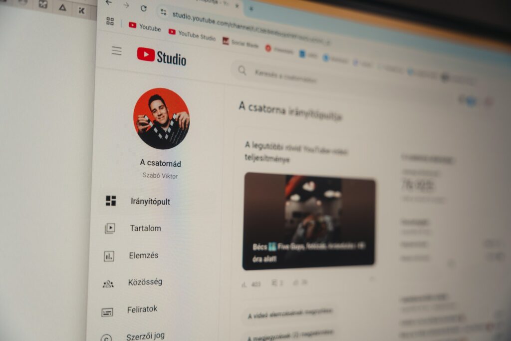 How to Start a Faceless YouTube Channel With $0 Budget (Beginner-Friendly Guide)